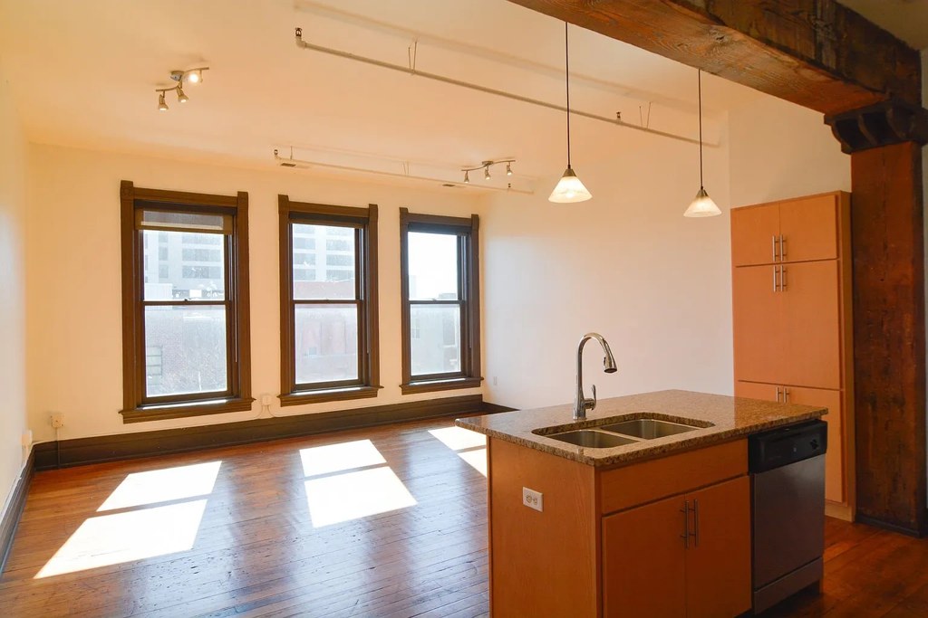 1 bd floorplan