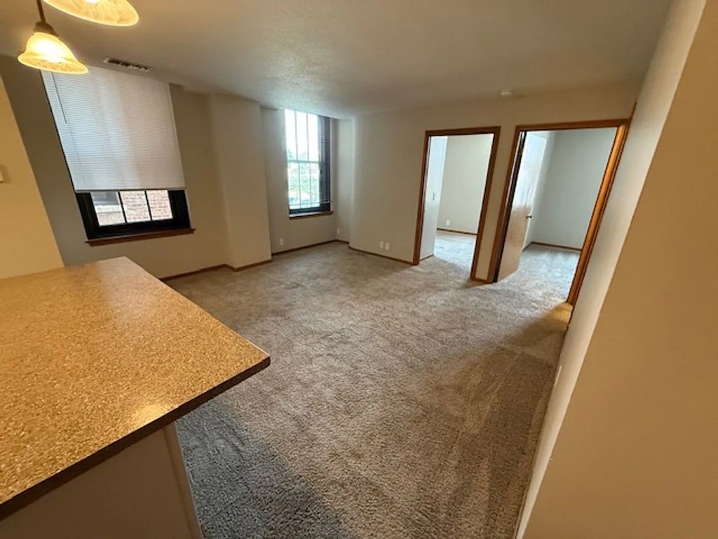 2 bd floorplan